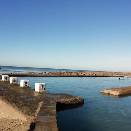 Entre Mer Et Montagne Γκρανβίλ Εξωτερικό φωτογραφία